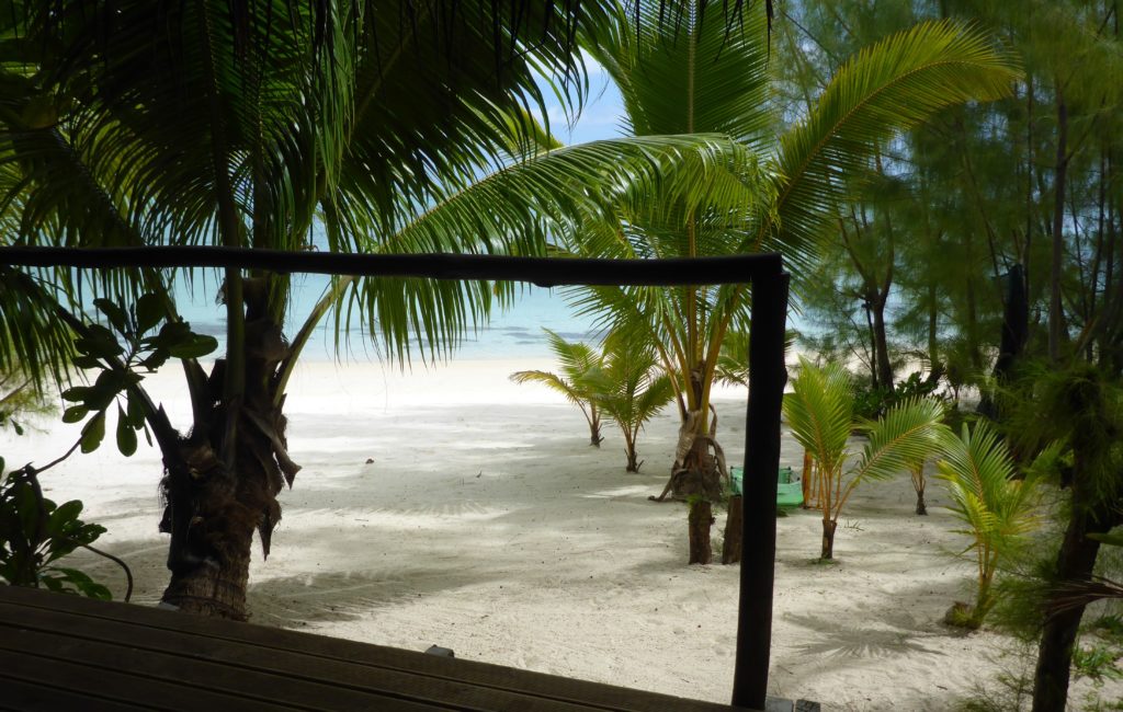 View from the deck of the Beach Hut, Matriki (Aitutaki)