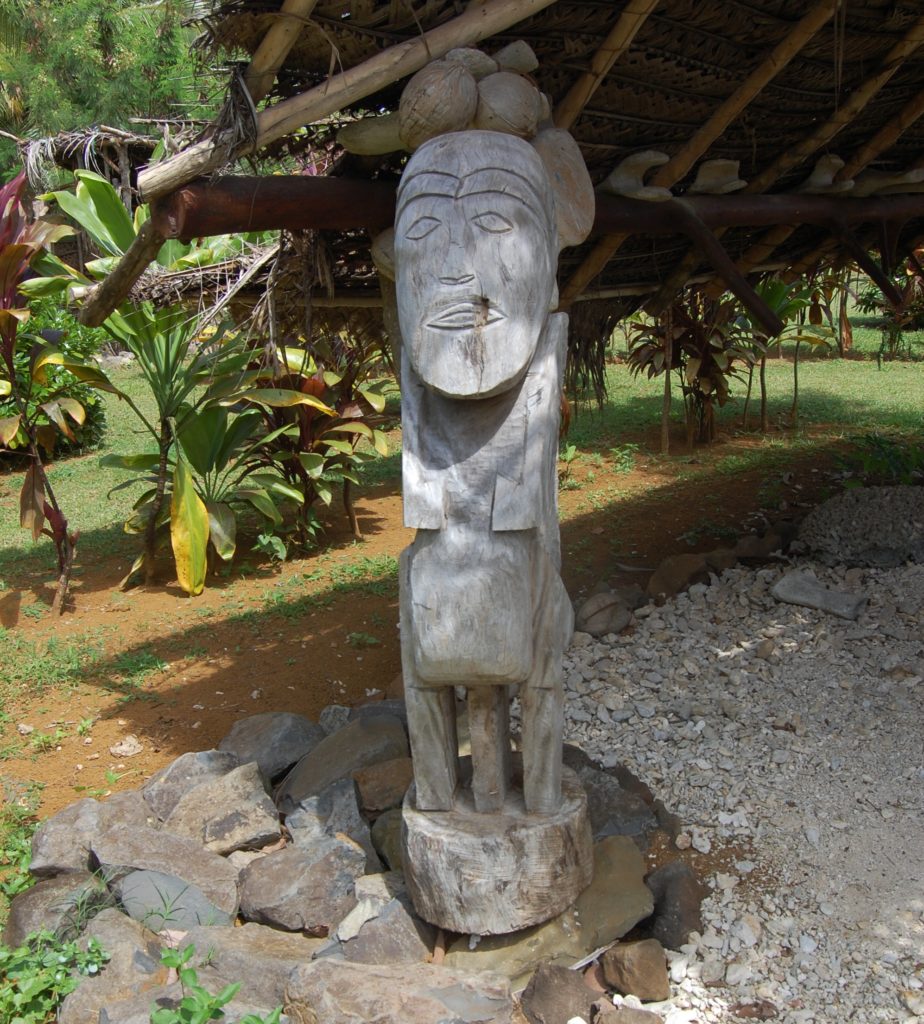 Tiki figure carved by Ngaa, at Punarei on Aitutaki.
